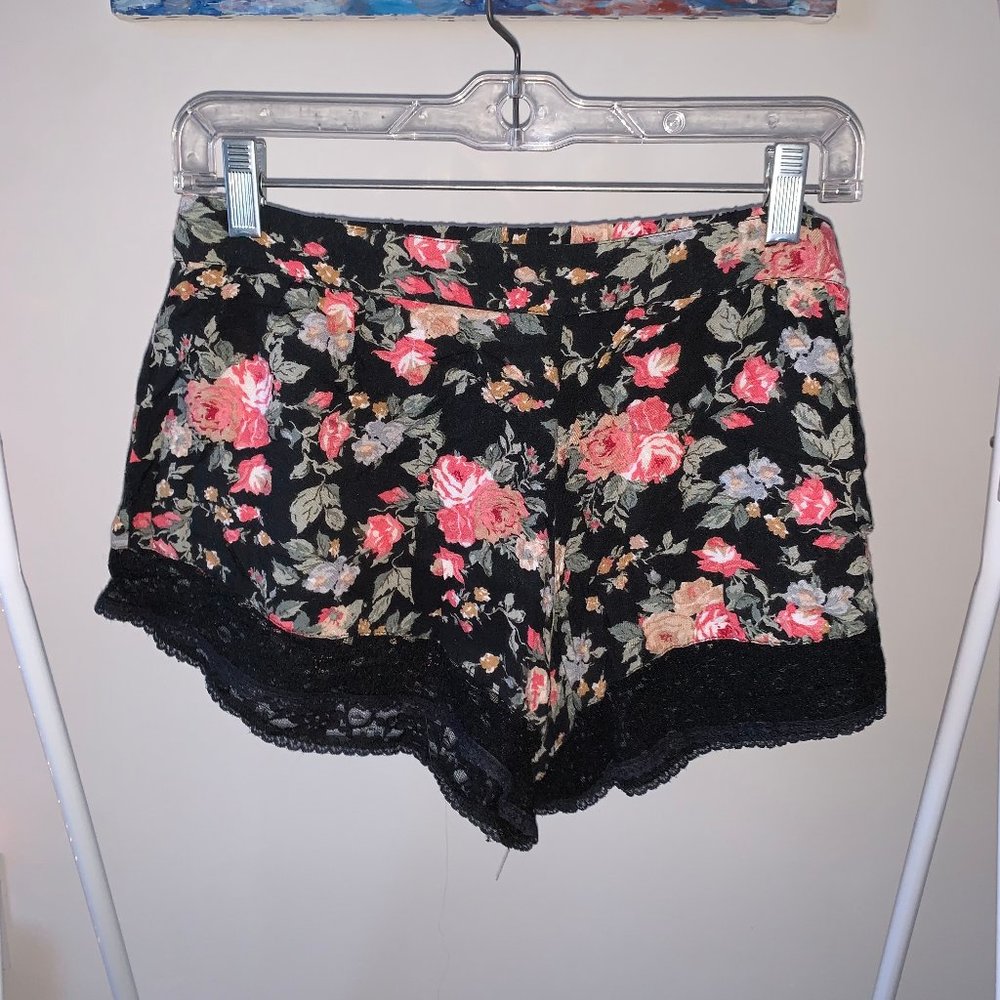Urban Outfitters Black flowy floral shorts